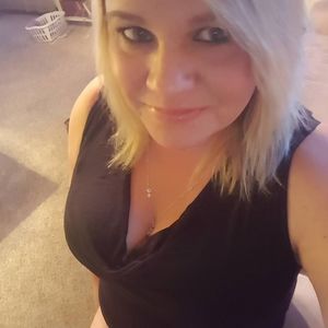 Meet your Posher, Tonya