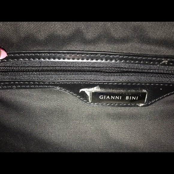 Purse - Picture 2 of 3