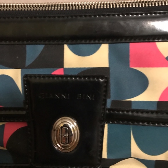 Purse - Picture 3 of 3