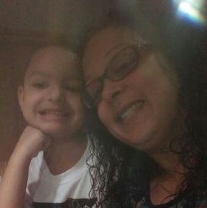 Meet your Posher, Elisa