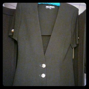 St. JOHN Basic 3-piece suit