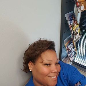 Meet your Posher, Laquandra