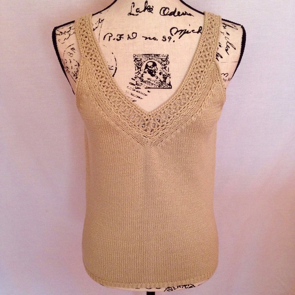 George Tops - Knitted Beige Sleeveless Top