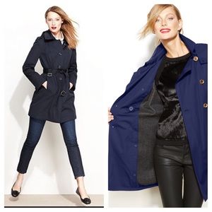 Gorgeous Micheal Kors lined black trench coat.