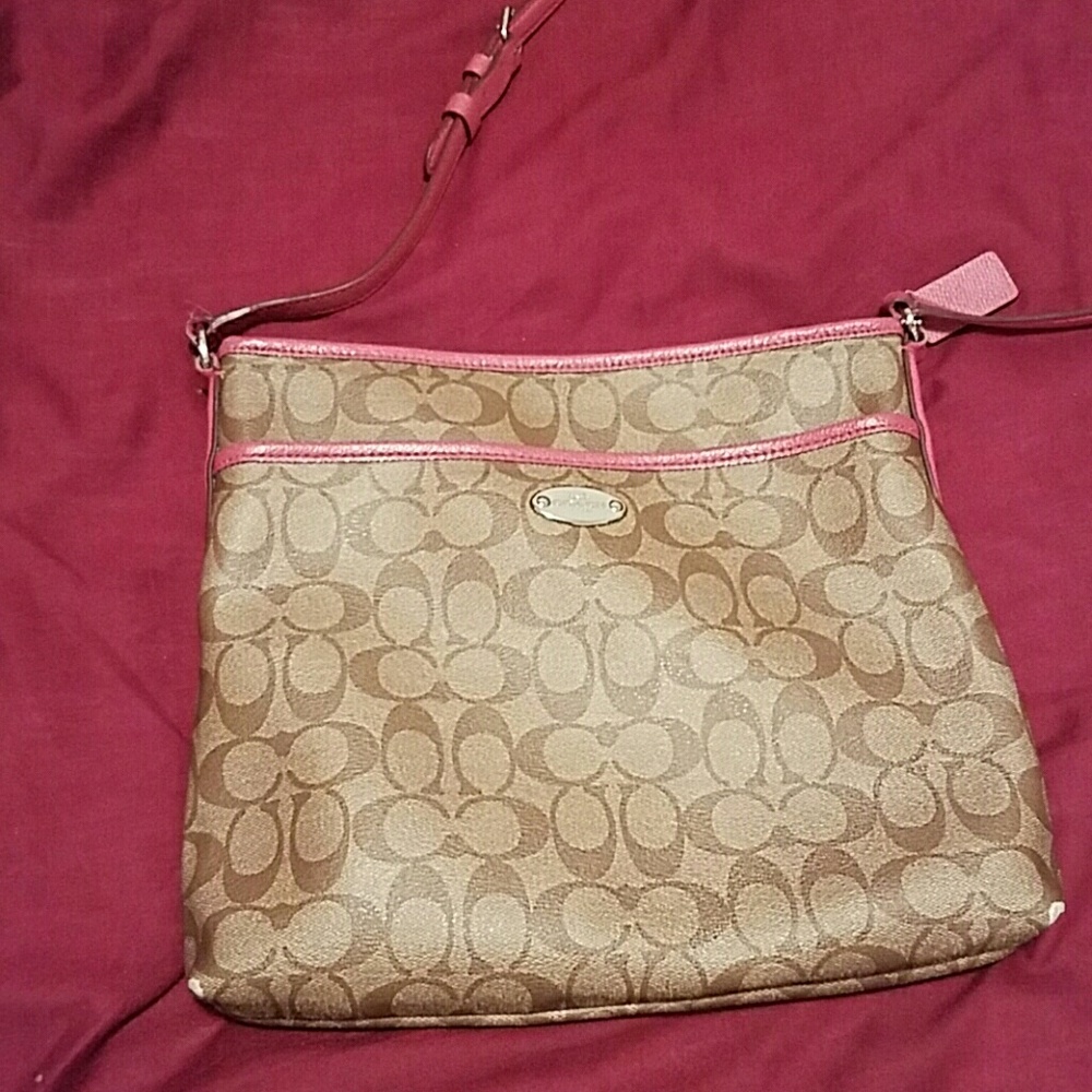 COACH Signature Crossbody