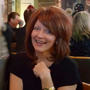 Meet your Posher, Debra
