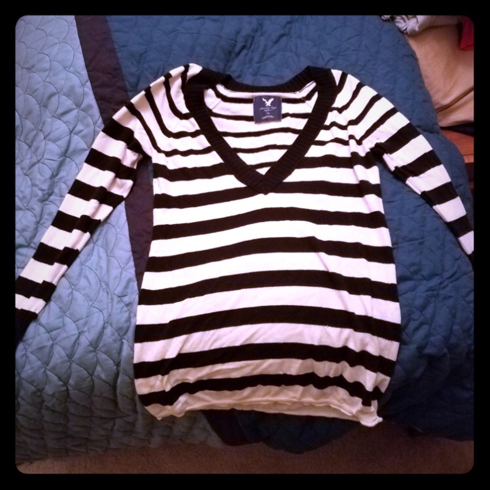 American Eagle Cream and black striped sweater