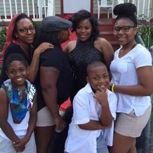 Meet your Posher, Sharon