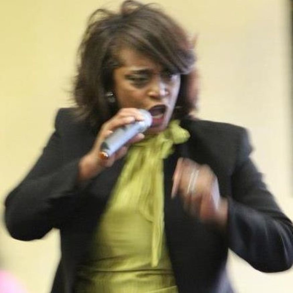 Meet your Posher, Alana