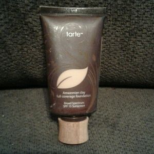 Tarte Amazonian clay full coverage foundation