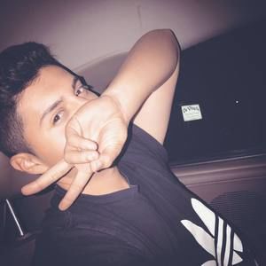 Meet your Posher, Diego