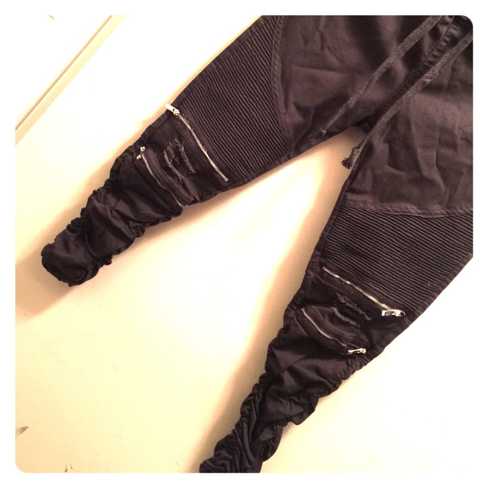 Charcoal Grey Distressed Skinny Joggers