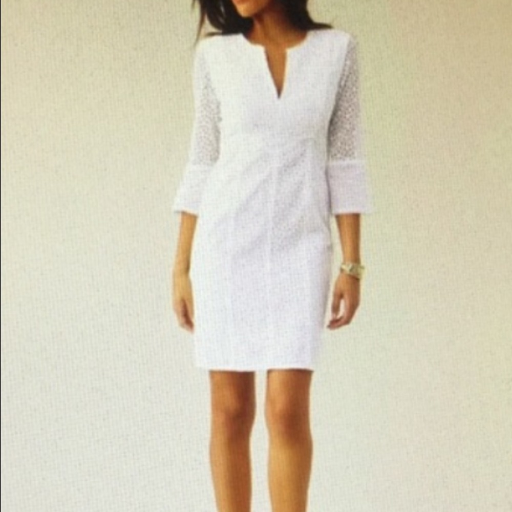 BCBG white eyelet dress👗 size US4