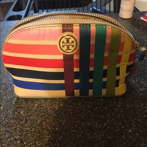 Tory Burch small make up bag. Like new.