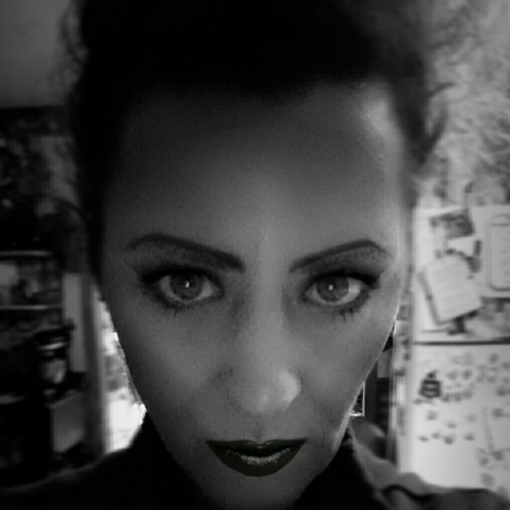 Meet your Posher, Samantha