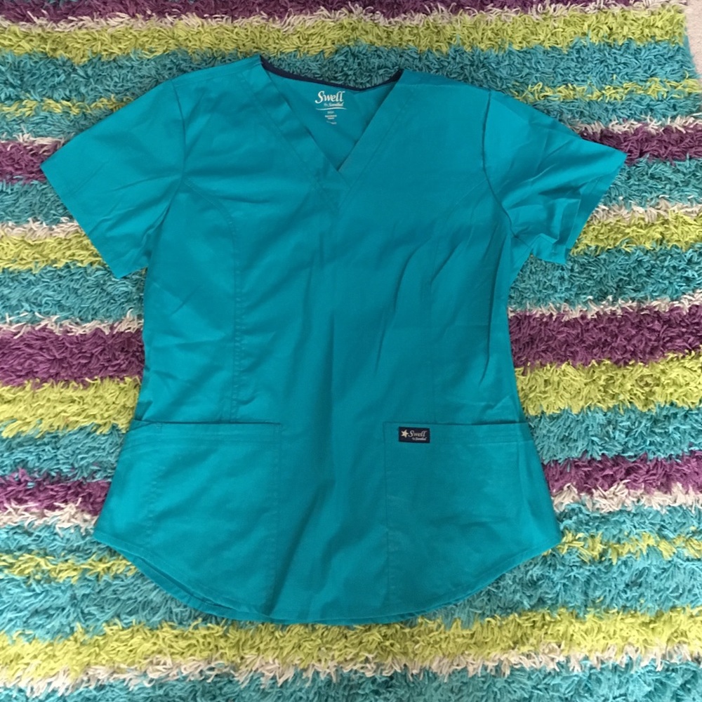 Swell by Sanibel Scrub Top