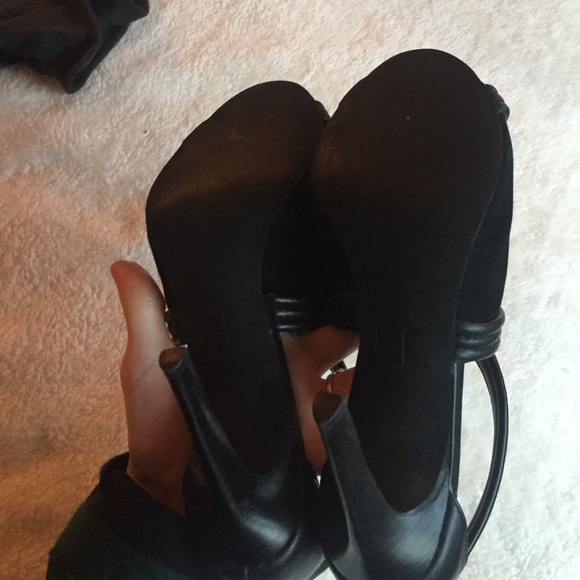 Joe's black leather and suede pumps heels - Picture 4 of 4