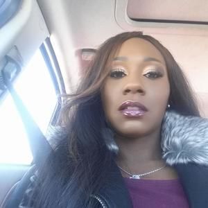 Meet your Posher, Toya