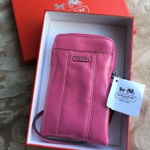 NWT COACH WRISTLET