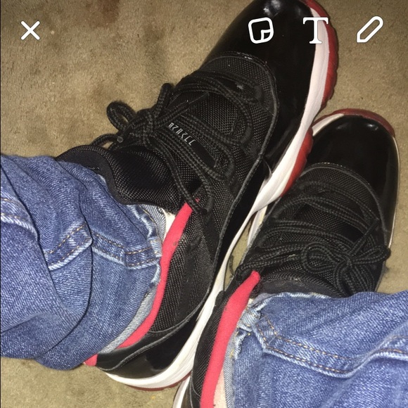 Jordan bred 11 low - Picture 1 of 3