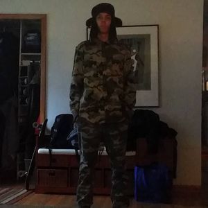 Meet your Posher, Nicky