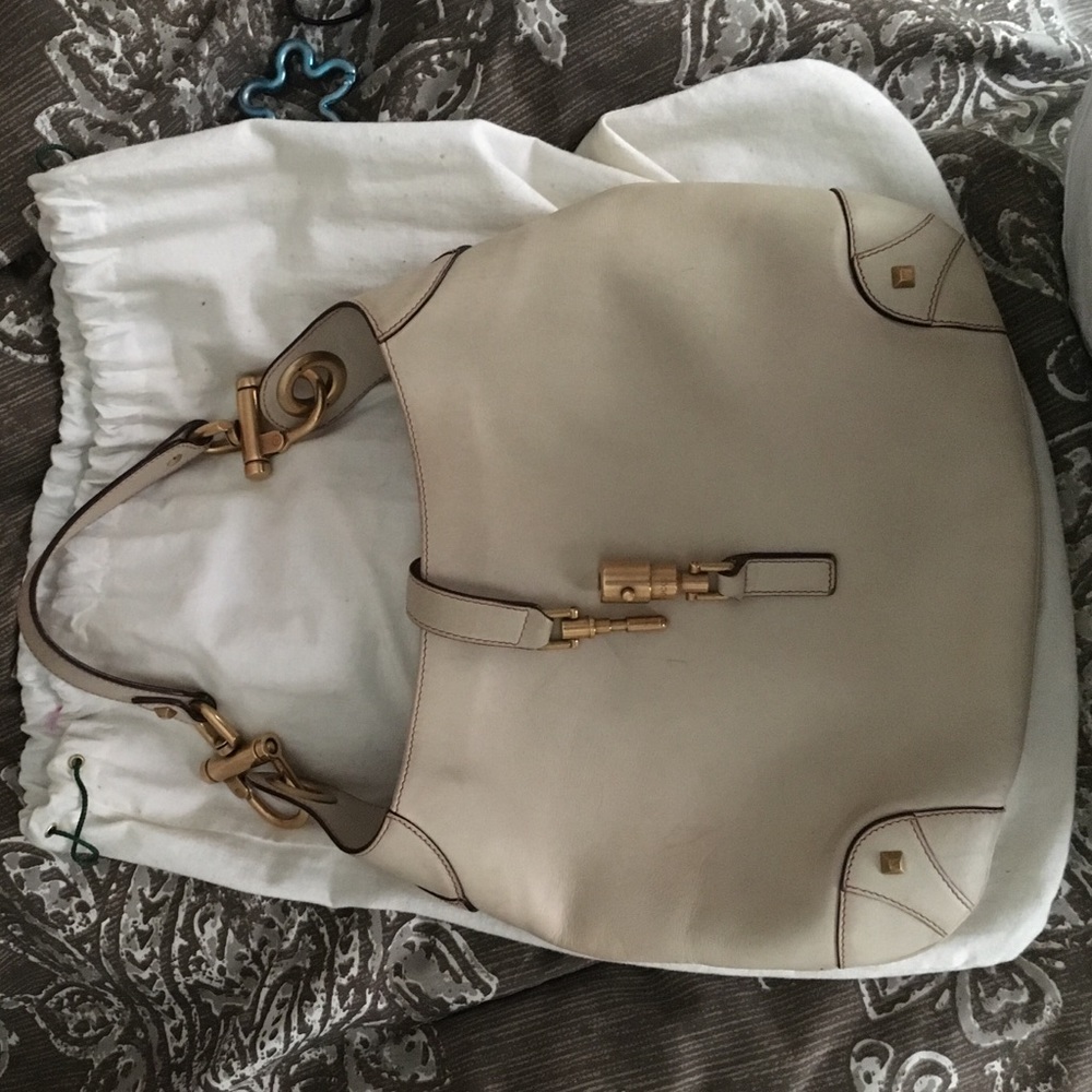 Cream Gucci handbag