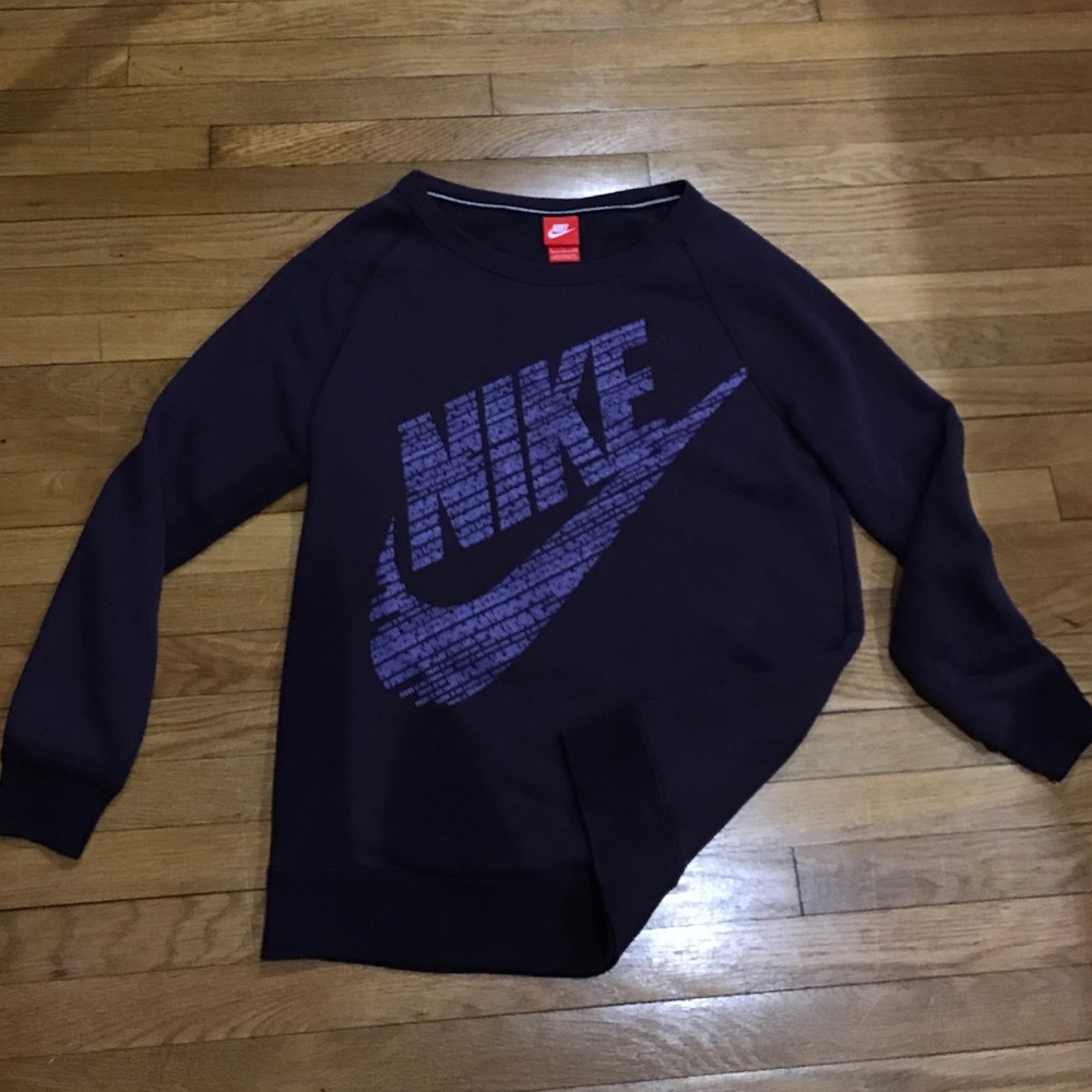 Oversized Nike sweatshirt