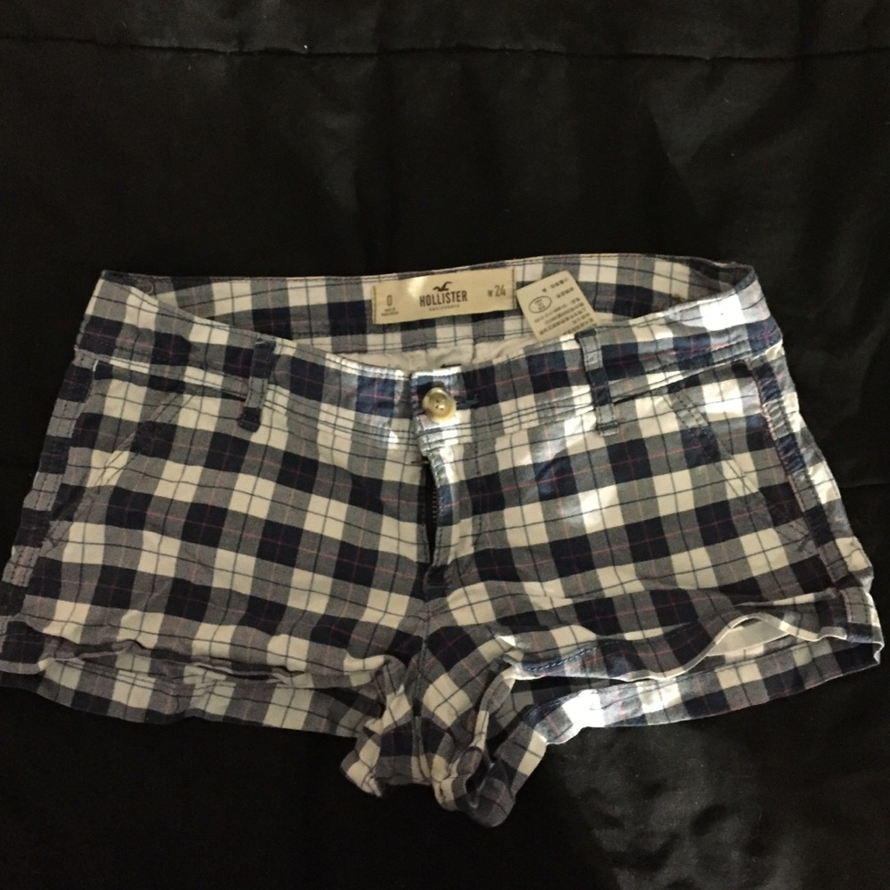 Plaid Hollister shorts