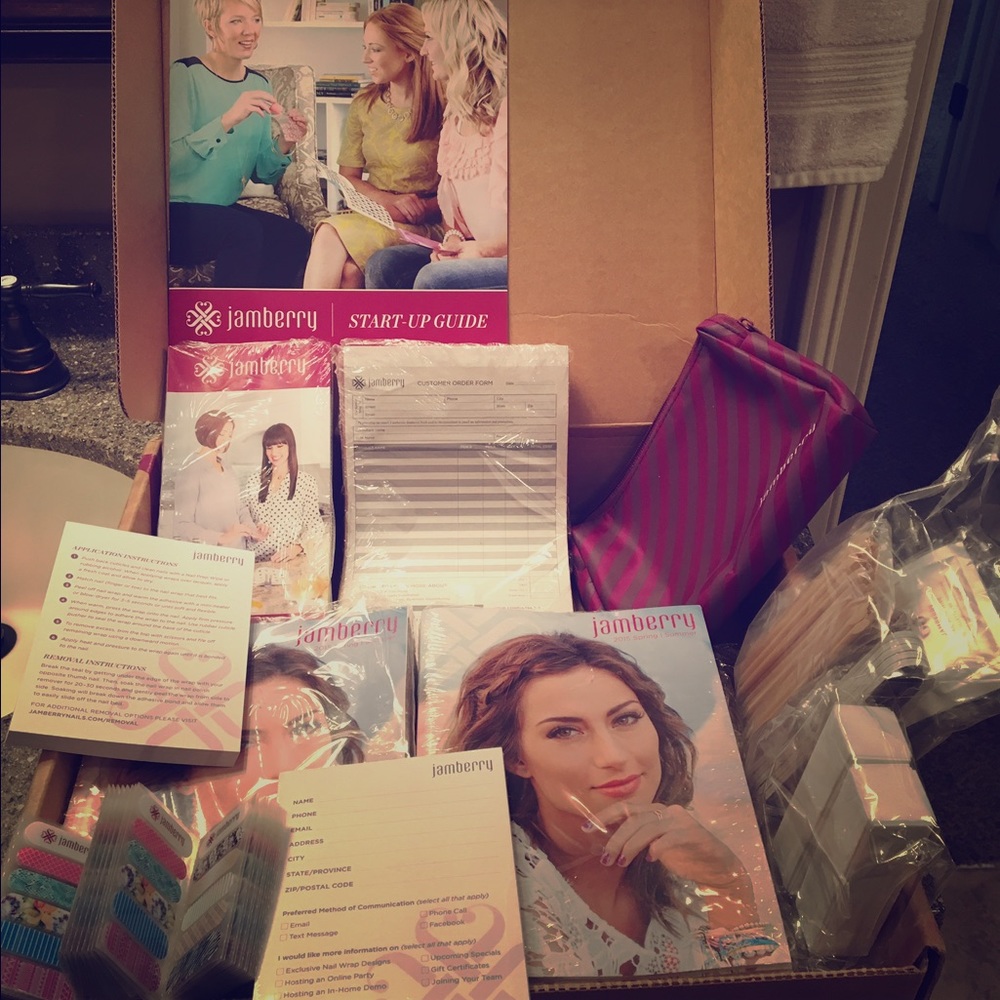 Jamberry Start-up kit