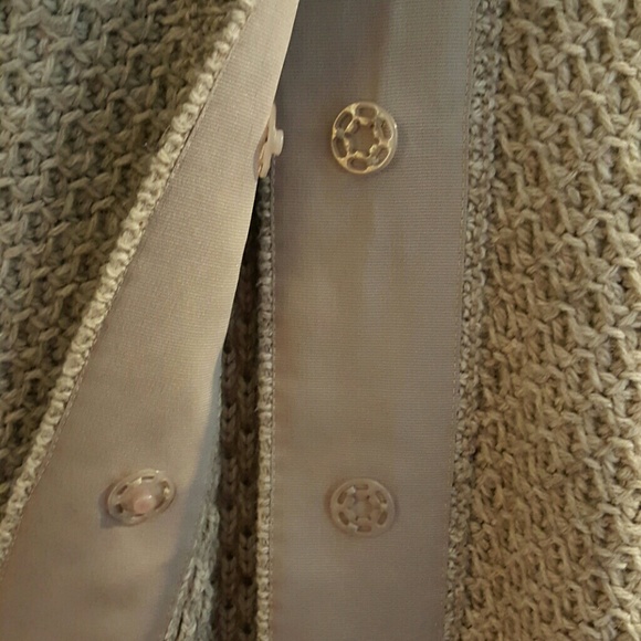 Wool Vest - Picture 3 of 3