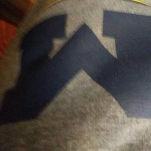 Meet your Posher, Ernest