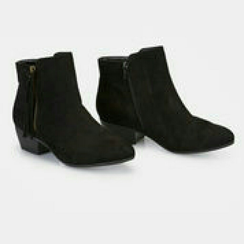 Black ankle booties with tassel