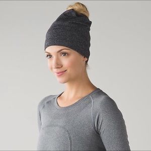 Lululemon Top Knot Toque