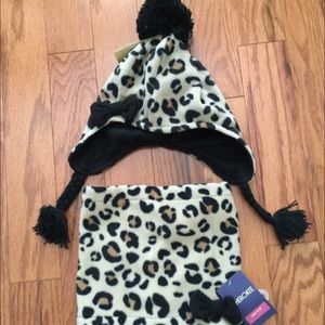 Girls Hat & Scarf