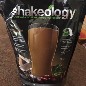 Cafe latte shakeology!