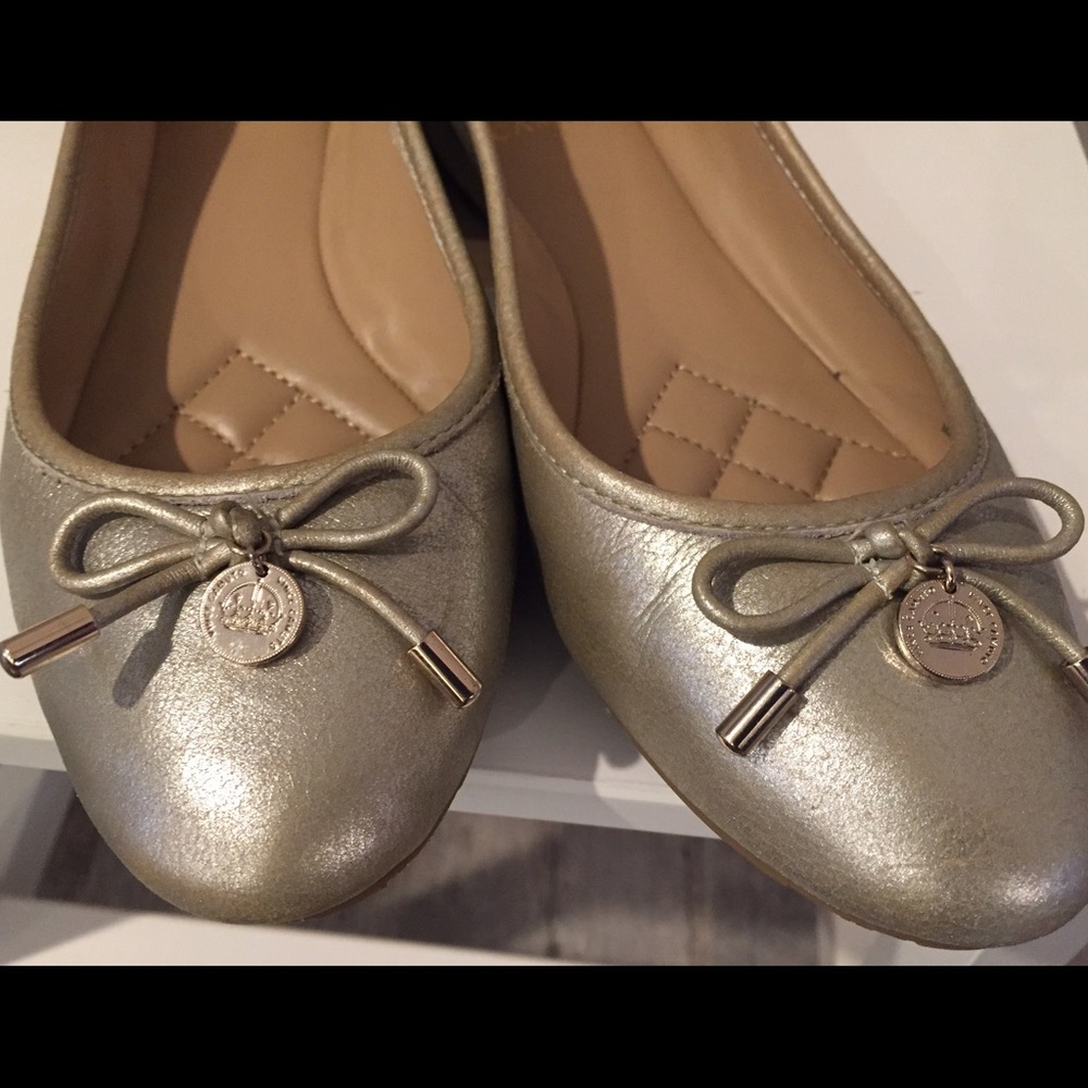 Vince Camuto ballet flats