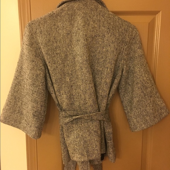 3/4 Sleeve Jacket - Picture 2 of 2