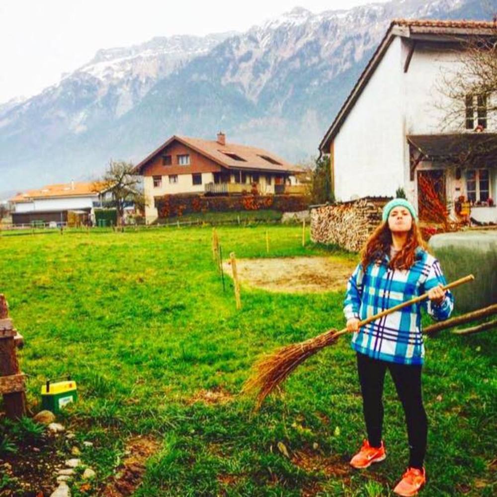 Meet your Posher, Taylor