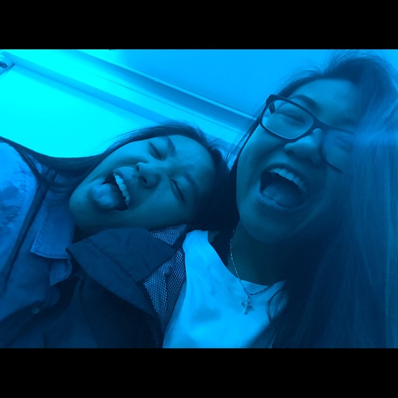 Meet your Posher, Cindy - Picture 1 of 1