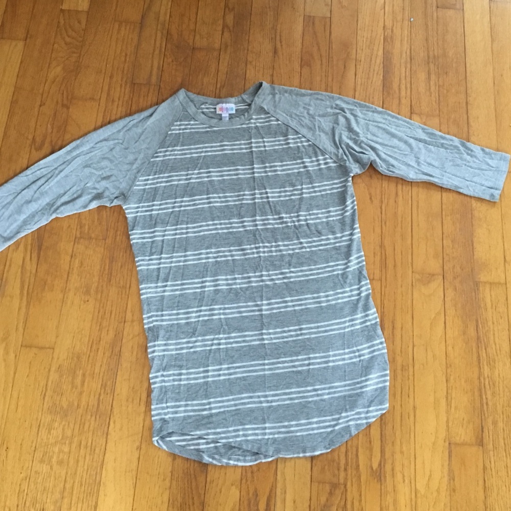 LuLaRoe shirt small NWOT