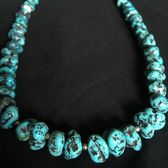 ๐ Vintage Native American Turquoise Necklace - Picture 2 of 4