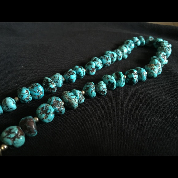 ๐ Vintage Native American Turquoise Necklace - Picture 4 of 4
