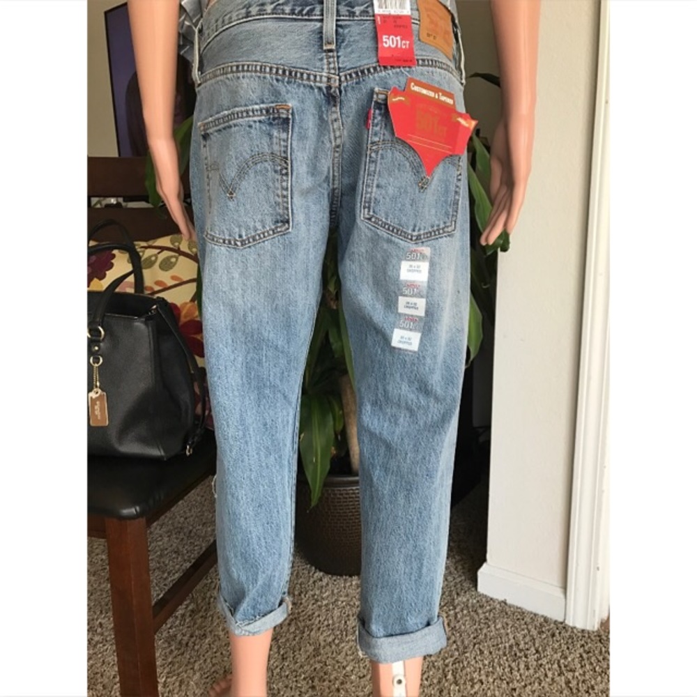Levi's 501 Boyfriend Jeans - Picture 3 of 8