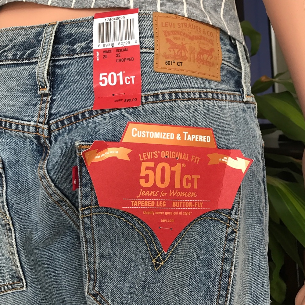 Levi's 501 Boyfriend Jeans - Picture 4 of 8
