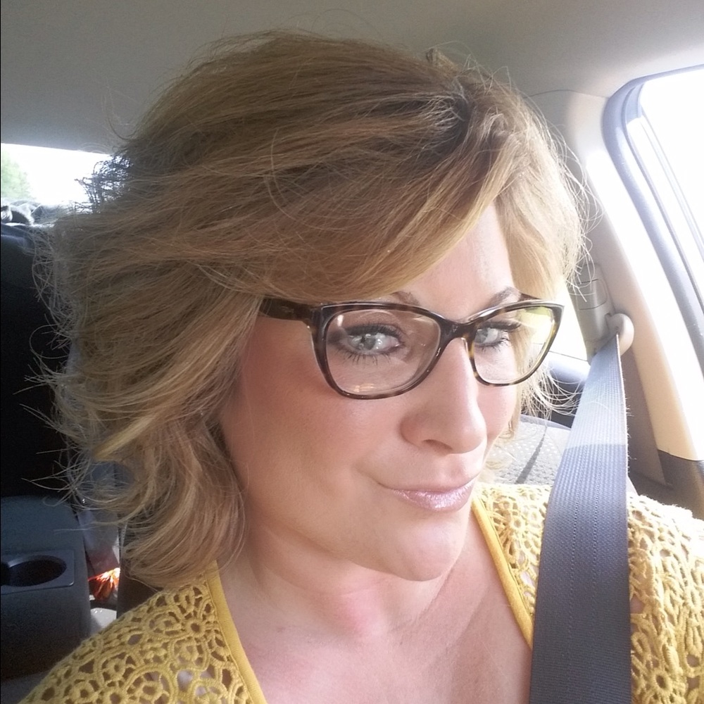 Meet your Posher, Sheena