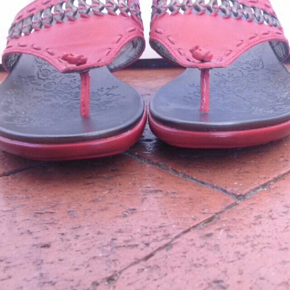 Hush Puppies Leather Sandals Sz 6.5M - Picture 2 of 4