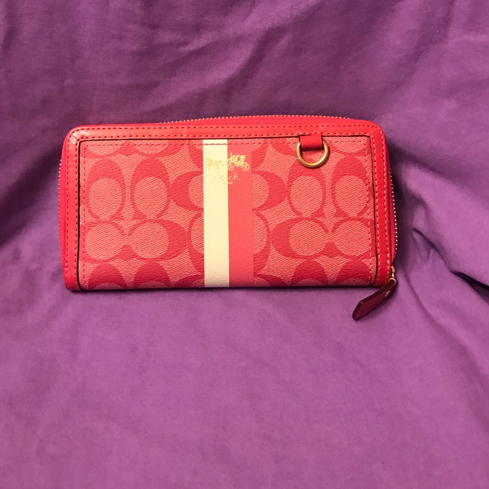 Authentic Coach signature wallet
