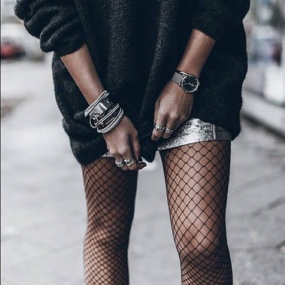 🆕 Small Diamond Fishnet Tights - Picture 6 of 7