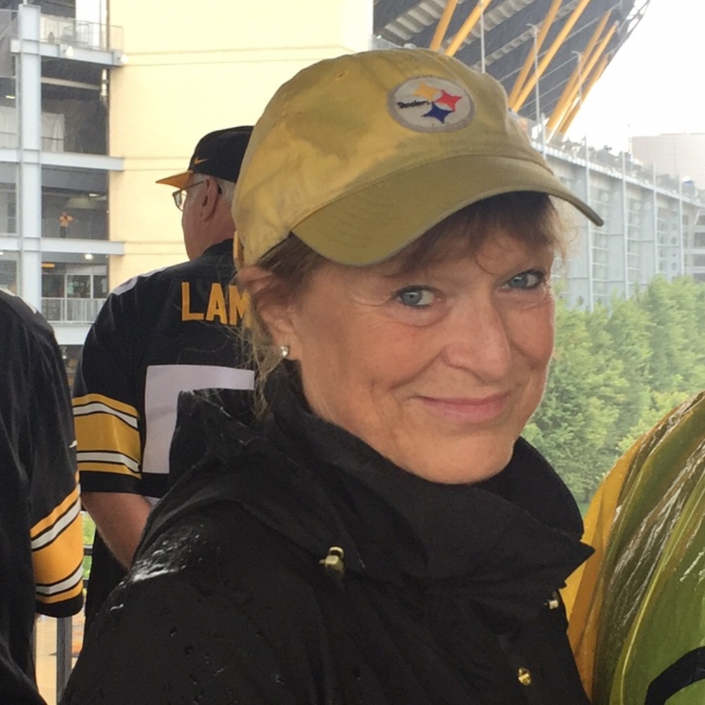 Meet your Posher, Elizabeth