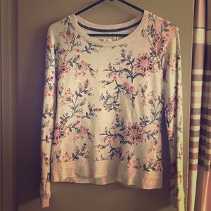 Women's sweater